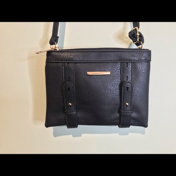 Black Purse - Picture 4 of 12